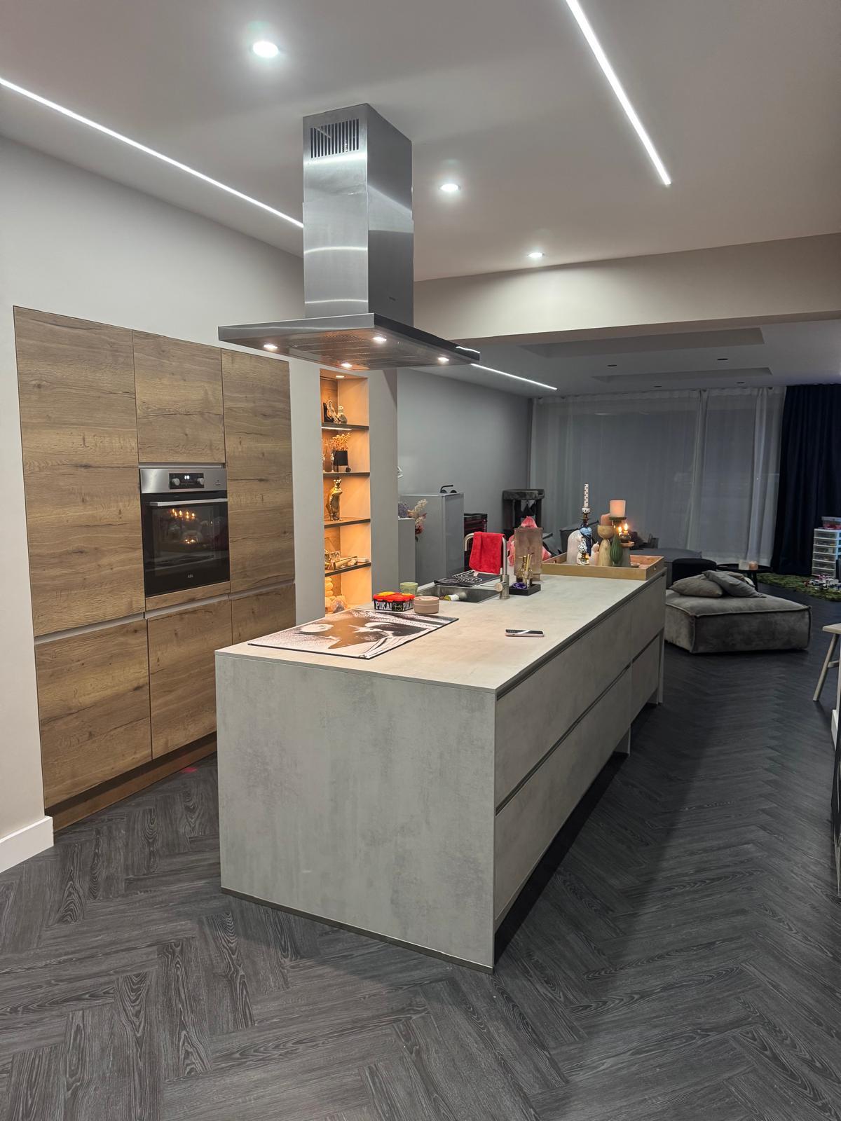 12605251-96f1-4cfe-b830-12fdd90f5e3c