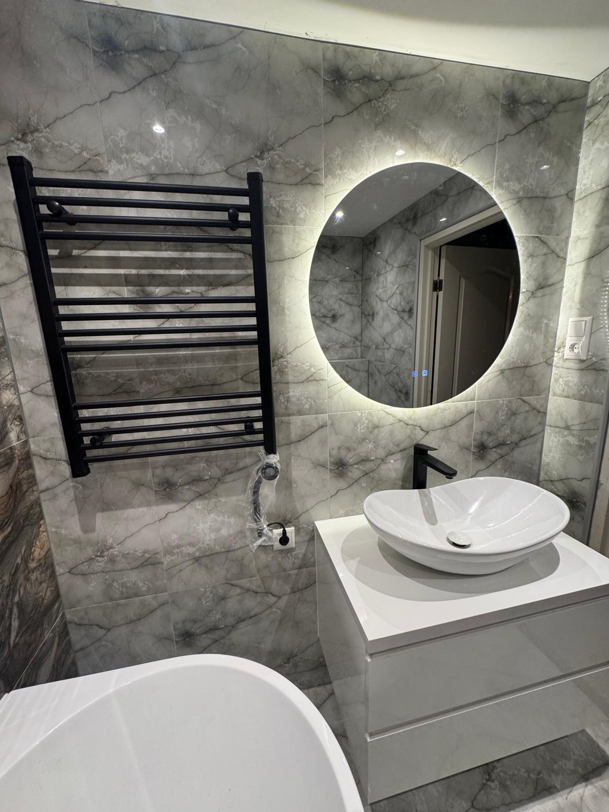 876a0e78-63d7-4d8e-9b5c-024308675240