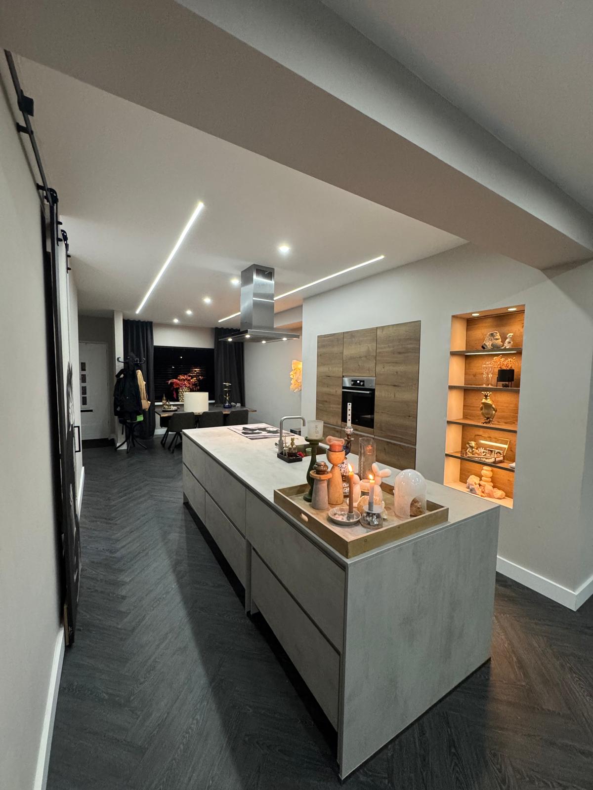 cb23235d-9625-403d-a410-e6047e1ba772